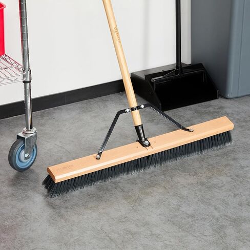 أدوات المطاعم - رأس المكنسة فقط: رأس مكنسة Clean Tek الاحترافية مقاس 30 بوصة، أداة تنظيف دفع شديدة التحمل - يُباع المقبض والدعامة بشكل منفصل، شعيرات بلاستيكية متوسطة الحجم، خشبية، للاستخدام التجاري in Saudi Arabia