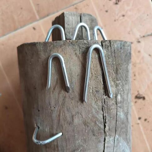 210 pcs Steel Wire Fencing Staples, U Fence Staples, 0.98" inch Galvanized Steel Fence Staple Nails, Heavy Duty U-Shaped Fasteners Nails for Wood and Barbed Wire Fencing in Saudi Arabia