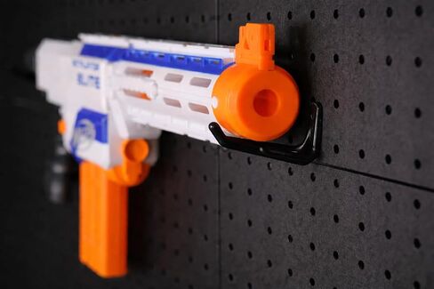ملحقات منظم WallPeg Nerf - مجموعة صناديق Pegboard وخطافات Jumbo Peg - 6 صناديق تخزين كبيرة باللون الأزرق الكوبالت و20 خطافًا جامبو Peg - نظام تخزين Nerf للمسدسات والسهام - صنع في الولايات المتحدة الأمريكية in Kuwait