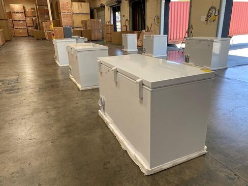 Commercial Lab Vaccine Ultra Freezer, 9.5 cu. ft.-86°C 86w320 ETL in Kuwait