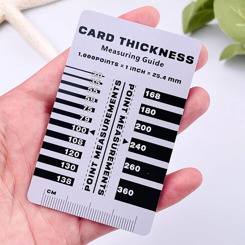أداة قياس سمك البطاقة الرياضية - قطعتان من مقياس نقطة البطاقة و2 قطعة قماش تنظيف فاخرة من الألياف الدقيقة لقياس سمك بطاقة التداول بدقة، أداة تحديد حجم اللودر العلوي in Kuwait