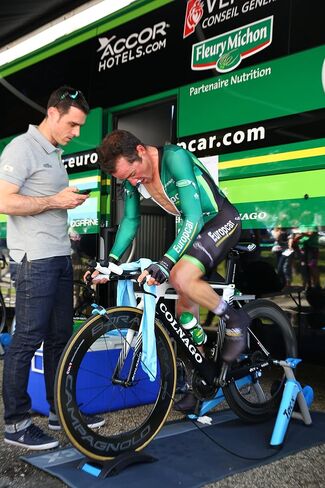 Tacx Booster Training Base in Kuwait