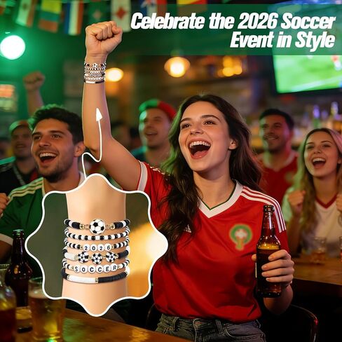 هدايا كرة القدم للفتيات والأولاد والنساء - أساور كرة القدم 2026 ليوم اللعبة - مصنوعة يدويًا باللون الأسود والأبيض من هيشي مطرزة بالخرز وسوار قابل للتمدد هدية للفريق لمحبي اللاعبين، هدايا الحفلات الرياضية in Kuwait
