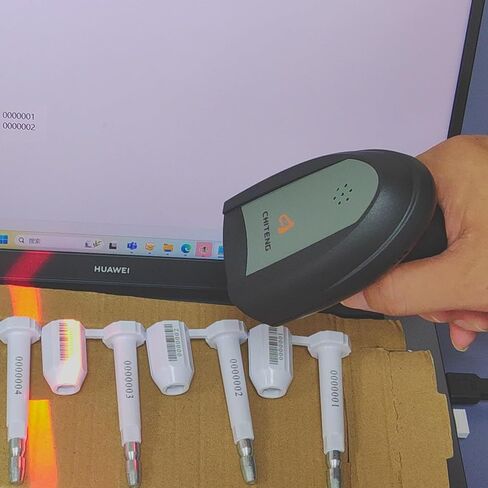 10 قطع بيضاء متوافقة مع ISO/PAS 17712 عالية الأمان ومقطورات الشاحنات ومقطورات حاويات البضائع مع باركود فريد ورقم تسلسلي in Kuwait