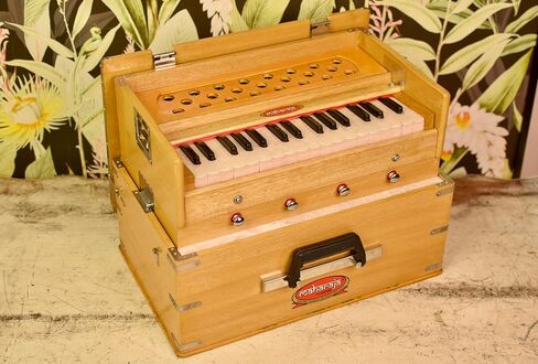 Maharaja Kirtan Harmonium KHF2 | Portable Flight Model | Natural Colour | Professionally Tuned | in USA | Handmade For Yoga & Kirtan | Fits Overhead Compartment in Kuwait