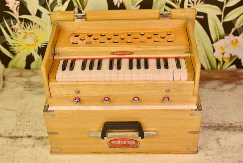 Maharaja Kirtan Harmonium KHF2 | Portable Flight Model | Natural Colour | Professionally Tuned | in USA | Handmade For Yoga & Kirtan | Fits Overhead Compartment in Kuwait