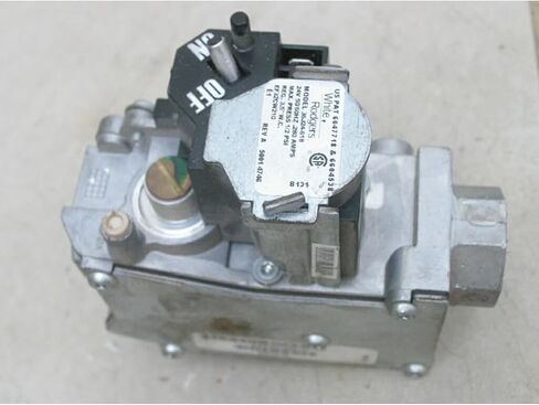 Replacement for White Rodgers GEMINI 36J24 618 Furnace Gas Valve EF32CW210#used # Tested in Kuwait