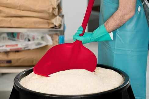 SPARTA 41076EC05 Plastic Sanitary Shovel, Food Safe Plastic Shovel For Commerical Kitchens, 11 Inches, Red in Saudi Arabia