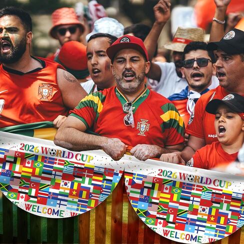 لافتات أعلام العالم مكونة من 3 قطع مقاس 1.5x3 قدم - رايات دولية على شكل مروحة لحفلات كرة القدم والأحداث الرياضية وديكورات الافتتاح الكبير in Kuwait