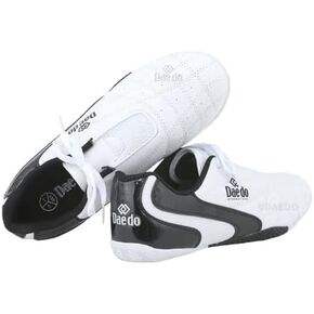 Daedo Daedo Martial Arts Shoes – Synthetic Leather with Rubber Sole – Lightweight Footwear for Taekwondo, Karate & Dojo Use in Kuwait