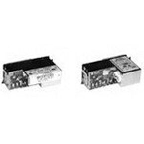 اتصال OEM TE/علامة Corcom التجارية 6VJ1، وحدة إدخال الطاقة غير المصفاة M 3 POS 250VAC 6A Fuse/Voltage Selector ST 1 Port (1 عنصر) in Kuwait