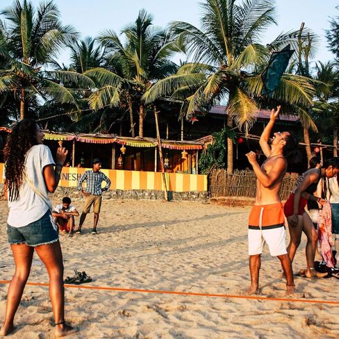 Woanger 30 x 60 ft Volleyball Boundary Rope Set Beach Volleyball Lines with 4 Square for Sports Beach Ball Grass Setup in Kuwait