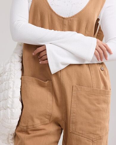 Gacaky Women's Oversized Denim Overalls Adjustable Strap High Roller Jumpsuit Casual Sleeveless Rompers with Pocket in Saudi Arabia
