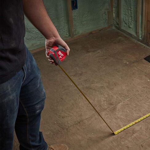 Milwaukee 4932459596 8m/26ft Pro Compact Tape Measure, Red in Saudi Arabia