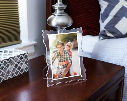 Isaac Jacobs 4" x 6" Clear Elegant Acrylic Picture Frame with Vintage-Inspired Cutout Border, Magnetic Photo Frame, Made for Tabletop Display with Two-Way Easel in Saudi Arabia