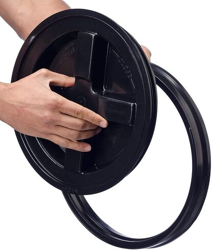 5 Gallon Black Gamma Seal Lids -12 Pack in Kuwait