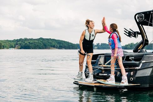 2025 Liquid Force M.E. FS Women's Wakeboard in Saudi Arabia