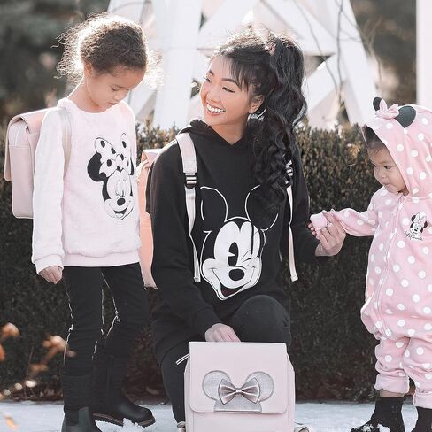 حقيبة ظهر صغيرة من Petunia Pickle Bottom ، حقيبة حفاضات للآباء والأمهات والمنظم الأنيق وحقيبة الظهر المدمجة للأمهات والآباء أثناء التنقل ، ديزني ، مجموعة حرب النجوم in Kuwait