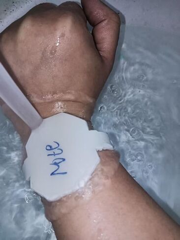 Patient Wrist Strap Nurse Must Haves for Work Erasable Wrist Strap Reusable Silicone Memo Notepad (grey) in Kuwait