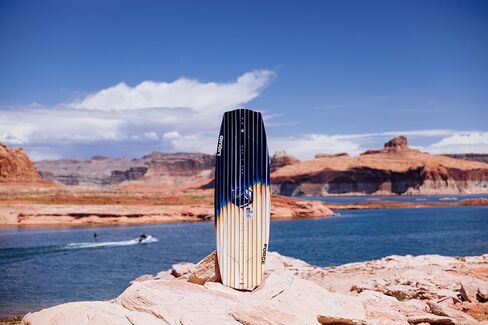 Liquid Force 2026 Trip Wakeboard with Index Size Wakeboard Bindings Package in Saudi Arabia