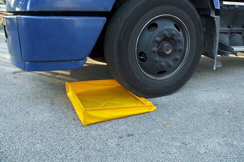 صينية UltraTech 1330 من قماش PVC مرنة فائقة الاستخدام، طول 45.72 سم × عرض 45.72 سم × ارتفاع 11.43 سم، أصفر in Kuwait