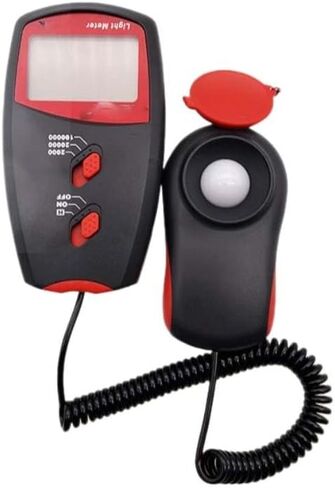 مقياس الإضاءة الرقمي، أداة قياس شدة الضوء، مع وظيفة تسجيل البيانات، مناسب للاستوديوهات والإضاءة الصناعية. in Kuwait