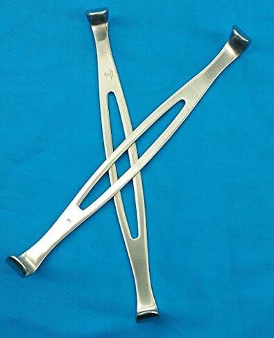 New O.R Set of 4 Each US Army Retractor Surgical Dental Veterinary Instruments in Kuwait