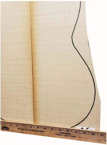 شجرة التنوب الأوروبية الكلاسيكية/قمم الغيتار OM AAA in Kuwait