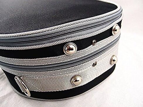 حافظة كمان جديدة مُحسّنة/مُصممة على شكل قمر 1/2 + مجموعة أوتار كمان مجانية in Kuwait