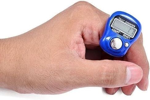 1Pc Blue 5 Digit LED Digital Row Counter, Display Counter Clicker, Handheld Number Click Counter, Electronic Finger Counter Hand Tally Counter with Ring for Golf, Track and Field Lap Counters in Kuwait