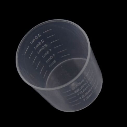 100 Pcs 30ml Clear Plastic Graduated Cups with Lid - Ideal for Medication, Resin Mixing, and Mouthwash in Saudi Arabia