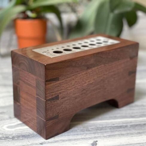 A2 Steel Dowel Plate, 16 Holes Metric Dowel Maker, 4mm to 16mm, Stainless Steel with Countersunk Holes and Step Design for Woodworking in Kuwait