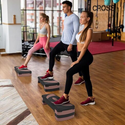 منصة Fitvids Step Aerobic، خطوة تمرين 31 بوصة مع 3 مستويات ارتفاع قابلة للتعديل، 4 رافعات قابلة للتكديس، أداة تدريب اللياقة البدنية لصالة الألعاب الرياضية المنزلية، قوة القلب، أسود ووردي in Saudi Arabia
