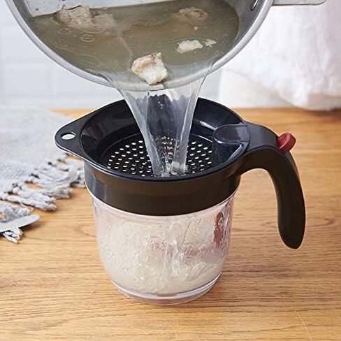 Fat & Grease Separator with Fine Mesh Filter and oil Sauce Separator Strainer with a bottom drain valve. Sauce separator strainer for healthier cooking. 33Oz or 0.975 Lt in Saudi Arabia