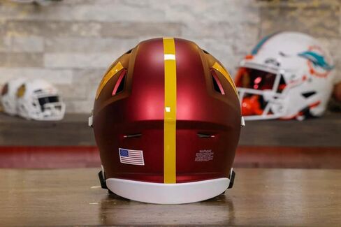 خوذة SpeedFlex متوسطة الحجم من Commanders - مع ملصق مجاني لعلم الولايات المتحدة الأمريكية - شبكة خضراء in Kuwait