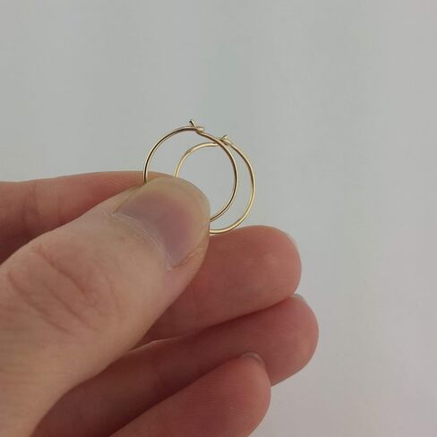 5/8 بوصة رقيقة صغيرة صلبة 14k الذهب الأصفر النائم هوب أقراط in Saudi Arabia