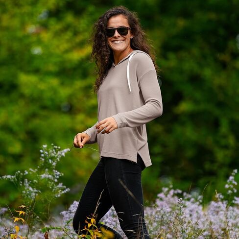 سترة بغطاء للرأس للنساء من Free Fly - نسيج حراري فائق النعومة من الخيزران الفسكوزي، قميص بغطاء للرأس وأكتاف منسدلة وأكمام طويلة للنساء in Kuwait