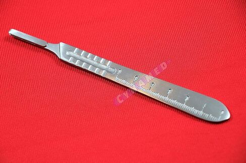 Cynamed GERMAN HIGH GRADE SCALPEL HANDLE NO4 1 EACH VETERINARY DENTAL CRAFTS in Saudi Arabia
