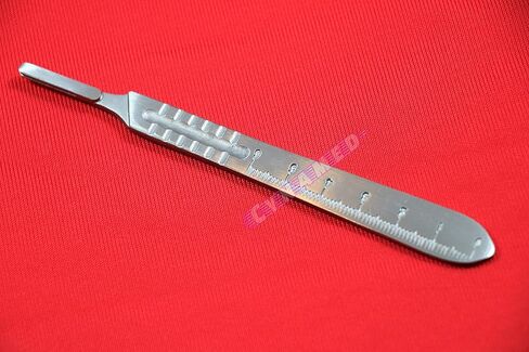 Cynamed GERMAN HIGH GRADE SCALPEL HANDLE NO4 1 EACH VETERINARY DENTAL CRAFTS in Saudi Arabia