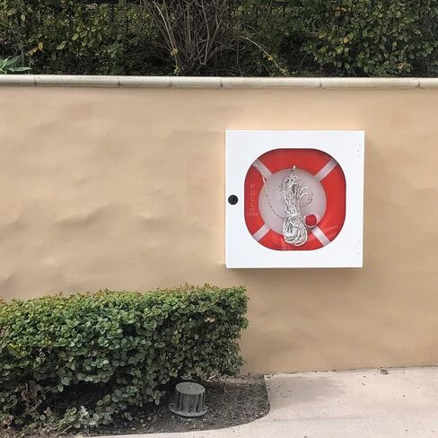 خزانة محطة الأمان لعوامة حلقة الحياة مقاس 30 بوصة - تتضمن خط الرمي in Kuwait