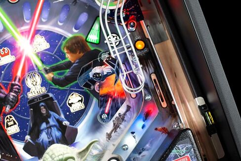 Stern Pinball Star Wars: Fall of The Empire مع Insider Connected، إصدار Pro من آلة Arcade Pinball in Kuwait