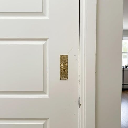 لوحة دفع باب نحاسية مزخرفة مع قلب مزخرف وتصميم منقوش بالزهور in Kuwait