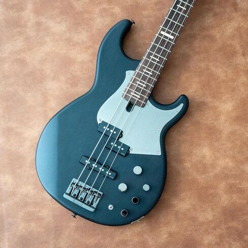 بيك جارد لجيتار باس سلسلة ياماها BB، مطلي بالكروم الرمادي، متوافق مع 4 سلاسل BB234/434/734A/P34، وحدة واحدة in Kuwait