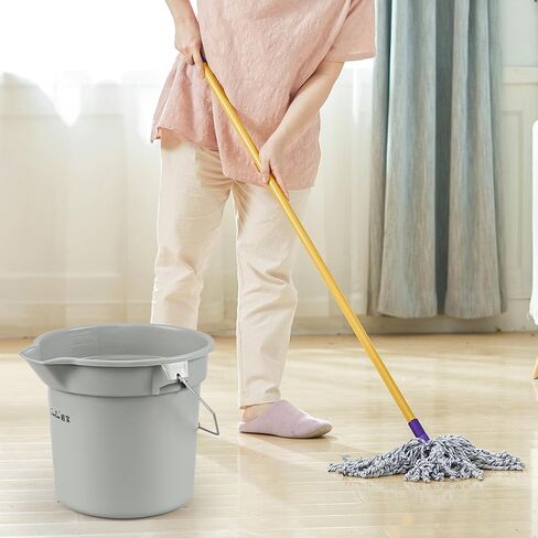 دلو تنظيف بلاستيكي دائري سعة 14 كوارت / 3.5 جالون بمقبض، تجاري، شديد التحمل، رمادي، 4 عبوات in Kuwait