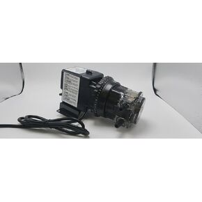 85M5 Stenner Adjustable 4.3 to 85 GPD 120V 25psi 85MJL5 (Motor and Pump Head Only) in Saudi Arabia