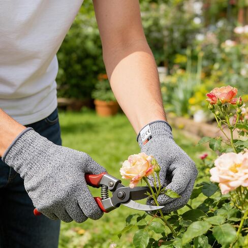4 PCS Cut Resistant Gloves Level 5 Protection Food Grade, Anti Cutting for Meat Cutting, Wood Carving in Saudi Arabia