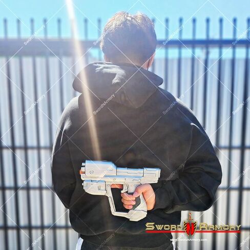 10.5" Foam M6H Chief Pistol Magnum Replica Sci-Fi Video Game Cosplay Prop in Kuwait