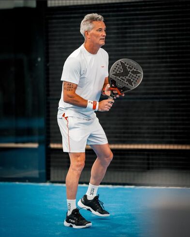 مضرب نوكس باديل ML10 فينتوس كنترول 3K 2026 | ميغيل لامبرتي شكل دائري بالا باديل | وجه من ألياف الكربون 3K، لون HR3 إيفا كور | رشاقة نفق EOS، راحة مخصصة للقبضة، تحكم مزدوج في السطح in Kuwait