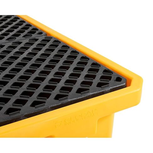 Global Industrial IBC Spill Containment Pallet with Drain, 4-Way Forklift Pockets, 365 Gallon Capacity, 8000 Lbs Capacity, 66"W x 66"D x 30"H, Bright Yellow in Saudi Arabia