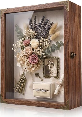 إطار مربع الظل 13x16 ، علبة عرض ذاكرة كبيرة مع لهجات الزاوية المعدنية الرجعية ، إطار الخشب المكربن ، الظهر من الكتان ، و 10 دبابيس دفع خشبية للصور والميداليات والباقات والتذكارات in Kuwait